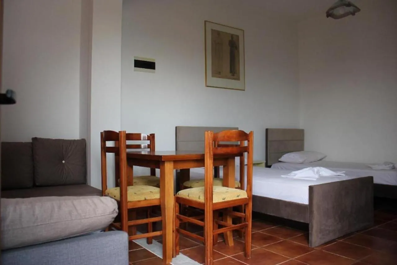 Hotel Athina Velipojë