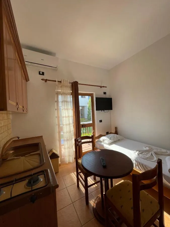 Hotel Athina Velipojë