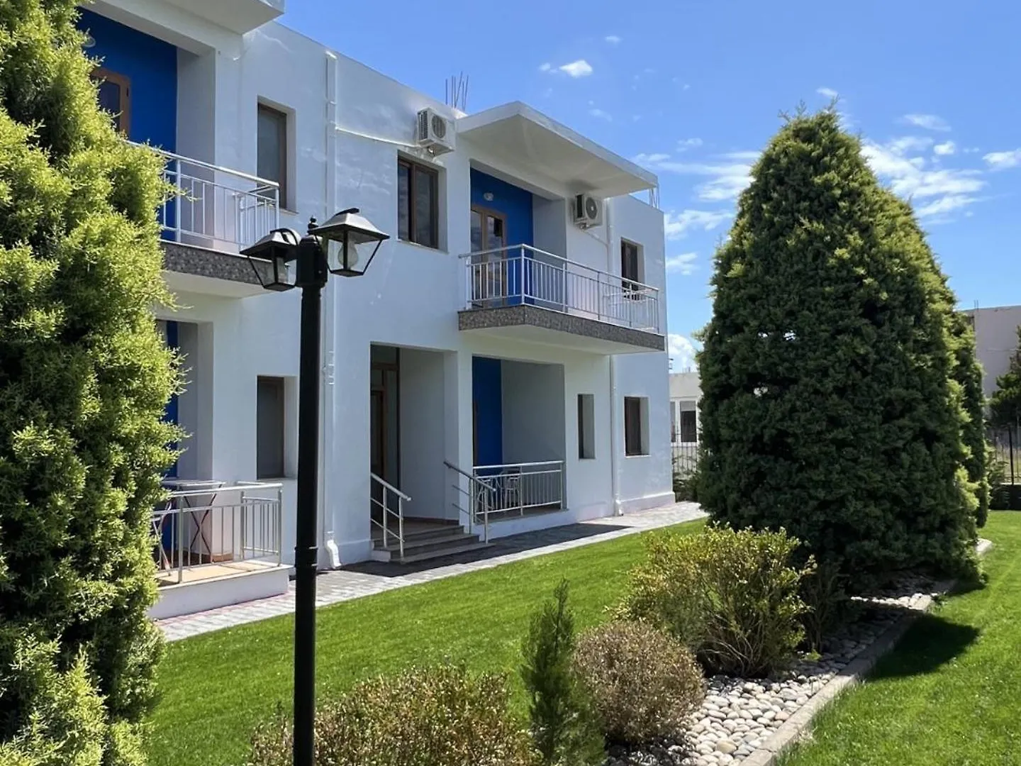 ***  Hotel Athina Velipojë Albánie