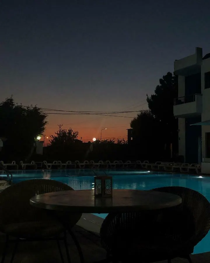Hotel Athina Velipojë 3*,  Albánie
